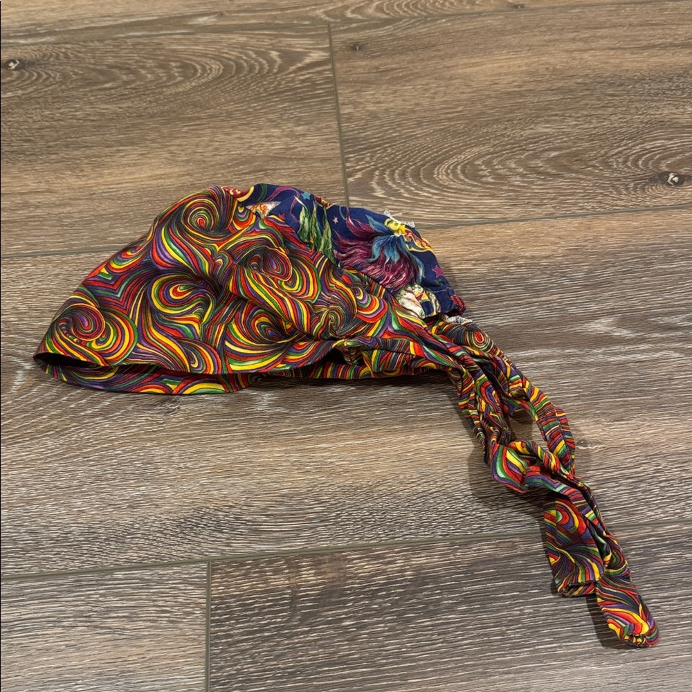 Mardi Gras Scrub Cap‎ - Picture 3 of 3